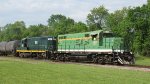 Ohio South Central Railroad (OSCR) 4537 & 104